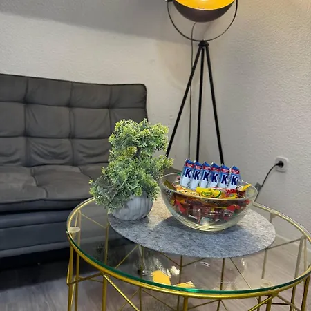 Ama Home Gemuetliches Apartment In Hiddenhausen - Gratis Wlan, Smart-Tv - Nahe A30 & A2 - Nur 10 Min Von Herford Exterior foto