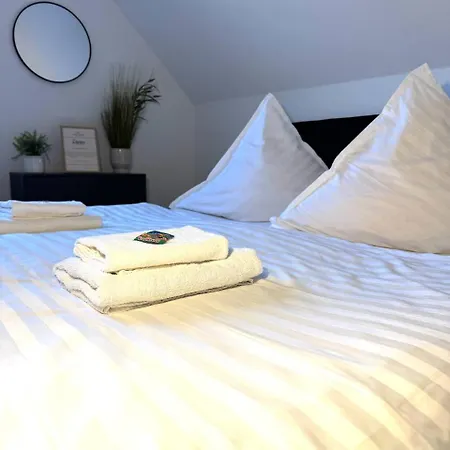 Ama Home Gemuetliches Apartment In Hiddenhausen - Gratis Wlan, Smart-Tv - Nahe A30 & A2 - Nur 10 Min Von Herford Exterior foto