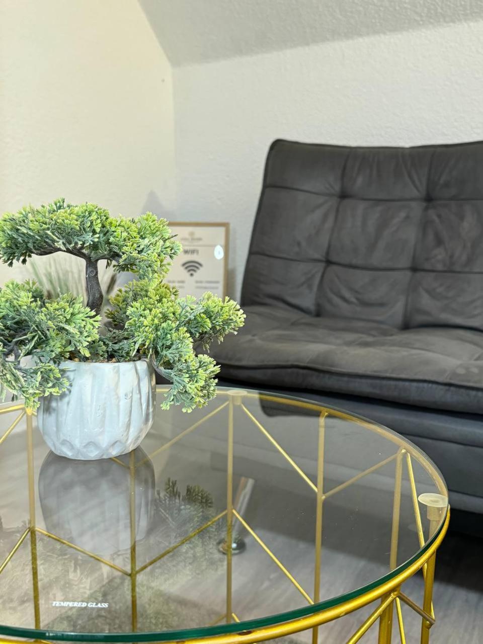 Apartment Ama Gemuetliches In - Gratis Wlan, Smart-tv - Nahe A30 & A2 - Nur 10 Min Von Herford *